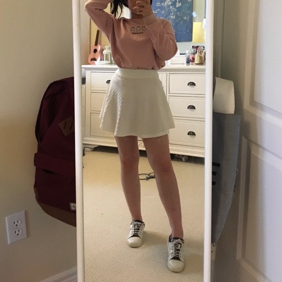 Tops - Cute pink Korean/Asian style sweater/sweatshirt